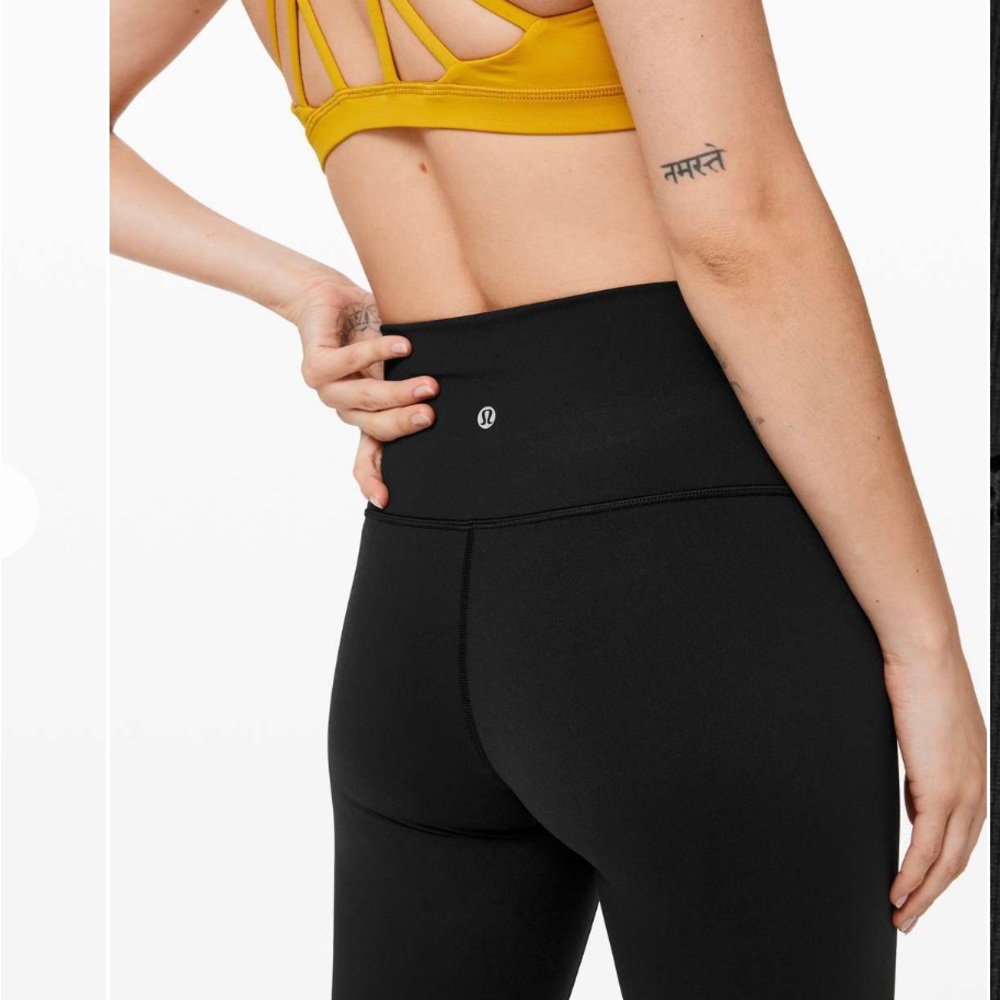 Lululemon Wunder under high rise crop size 2 - Picture 1 of 5